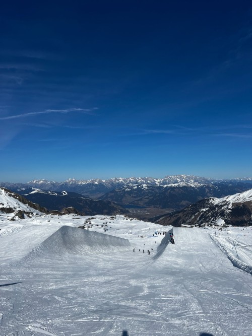 Snowbreak 