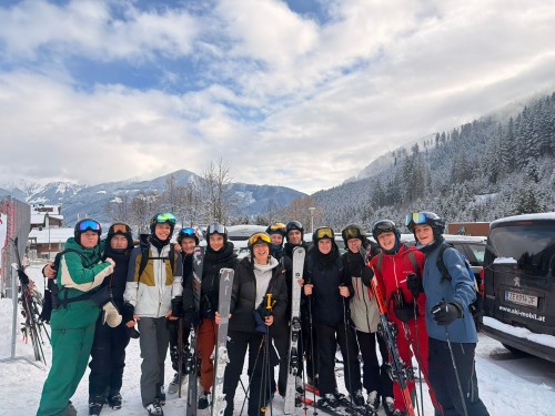 To Ski or to Après-ski